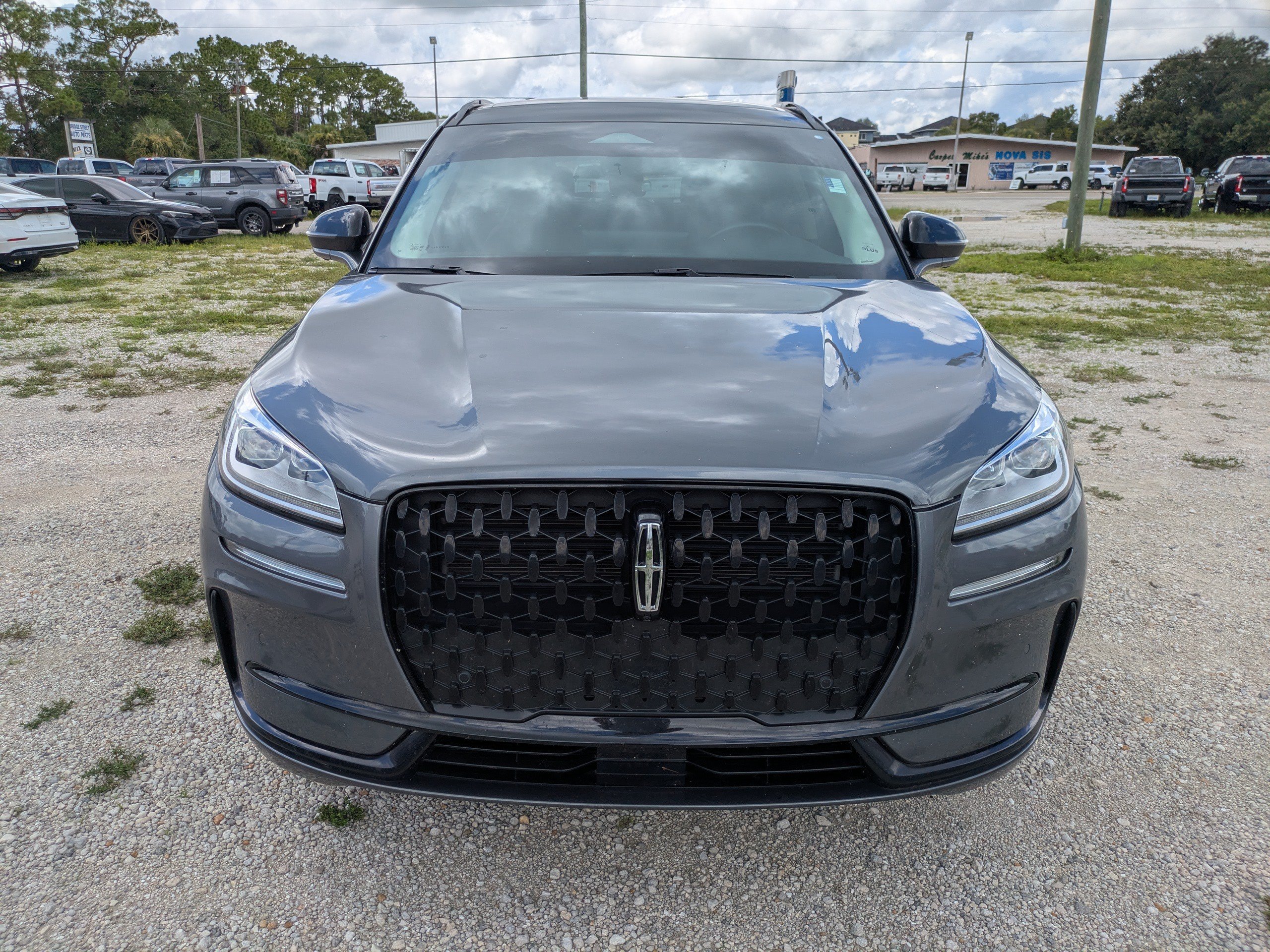 Used 2024 Lincoln Corsair Reserve w/ Equipment Group 201A FWD image 9