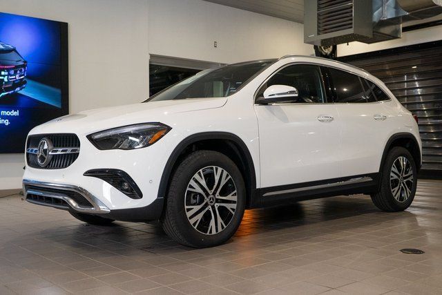 Used 2026 Mercedes-Benz GLA 250 4MATIC image 3