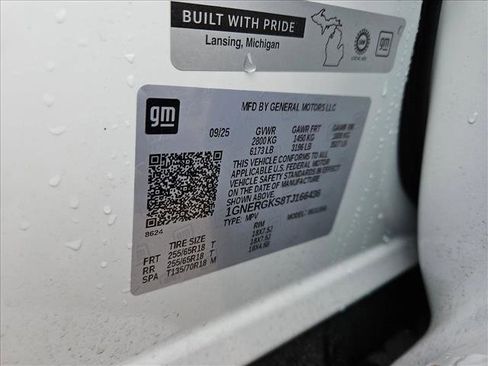 Used 2026 Chevrolet Traverse LT FWD image 25