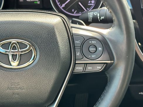 Used 2023 Toyota Camry SE w/ Convenience Package image 31