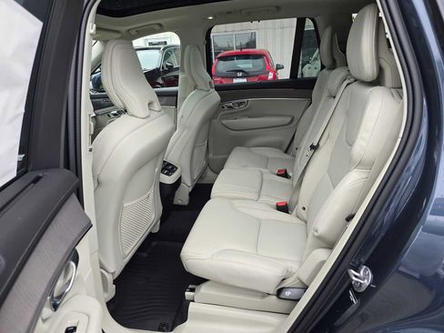 New 2026 Volvo XC90 B6 Ultra w/ Protection Package AWD/4WD image 16
