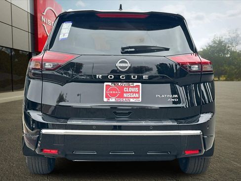 New 2026 Nissan Rogue Platinum image 8