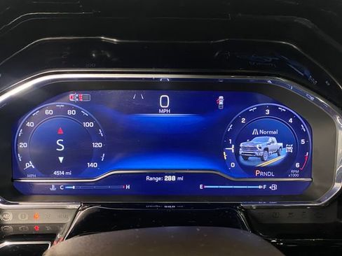 Certified 2024 Chevrolet Silverado 2500 LTZ w/ LTZ Convenience Package image 17