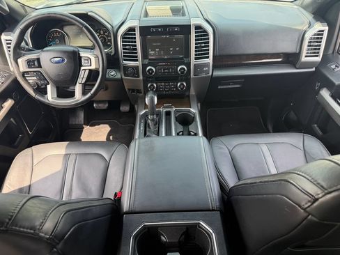Used 2015 Ford F150 Platinum w/ Equipment Group 701A Luxury AWD/4WD image 21