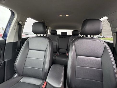 Used 2021 Volkswagen Tiguan SE image 24