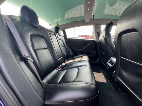 Used 2018 Tesla Model 3 Long Range image 23