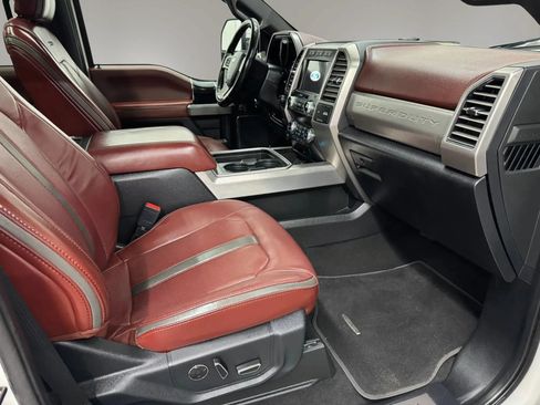Used 2020 Ford F250 Platinum w/ FX4 Off-Road Package AWD/4WD image 15