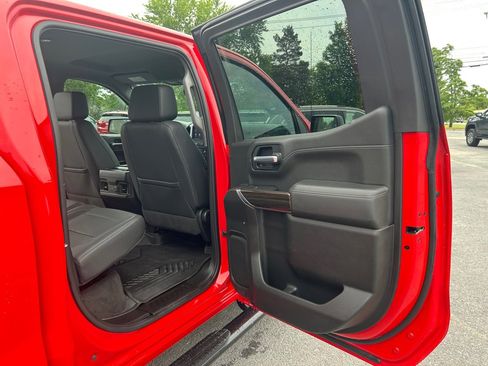 Used 2021 Chevrolet Silverado 1500 LT Trail Boss w/ Convenience Package II image 29