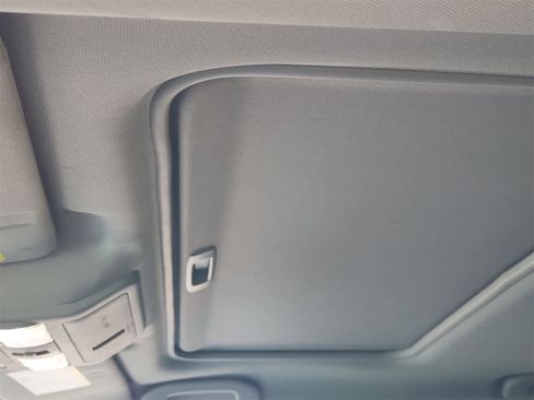 Used 2024 Nissan Frontier SL w/ Technology Package image 24