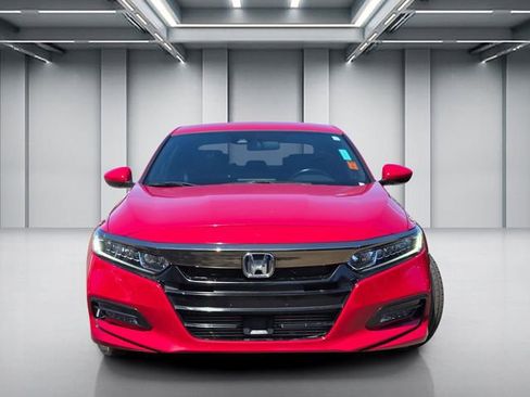 Used 2018 Honda Accord Sport image 2