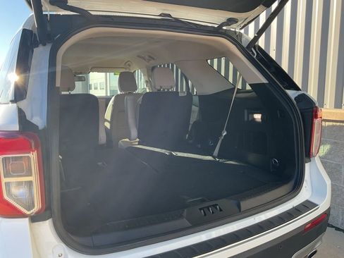 Used 2023 Ford Explorer Limited w/ Equipment Group 301A image 27