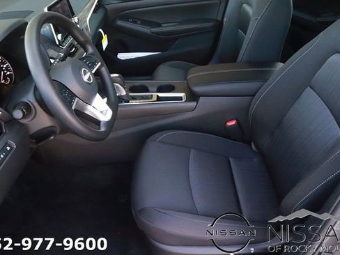 New 2026 Nissan Altima 2.5 SV FWD image 12