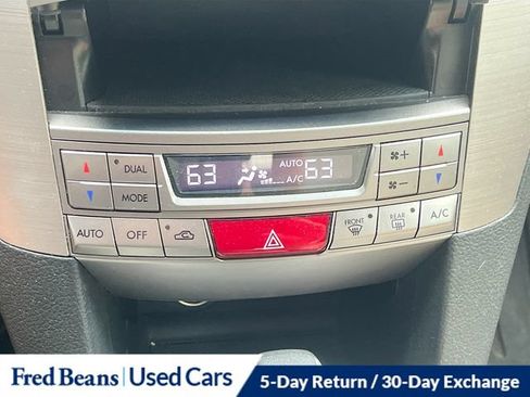 Used 2012 Subaru Outback 2.5i Limited w/ Moonroof Pkg AWD/4WD image 21