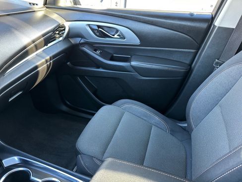 Used 2019 Chevrolet Traverse LT w/ LPO, Floor Liner Package image 27