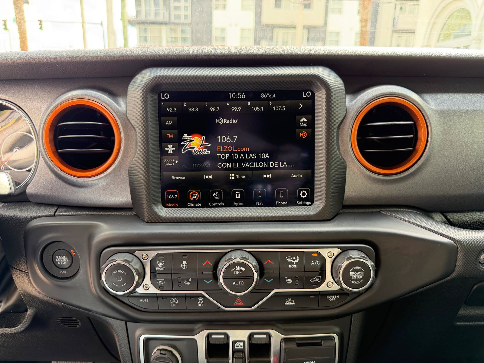 Used 2022 Jeep Gladiator Mojave w/ LED Lighting Group AWD/4WD image 39