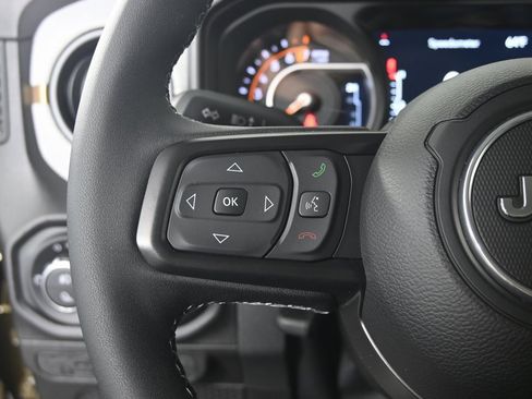 New 2025 Jeep Gladiator Willys image 34