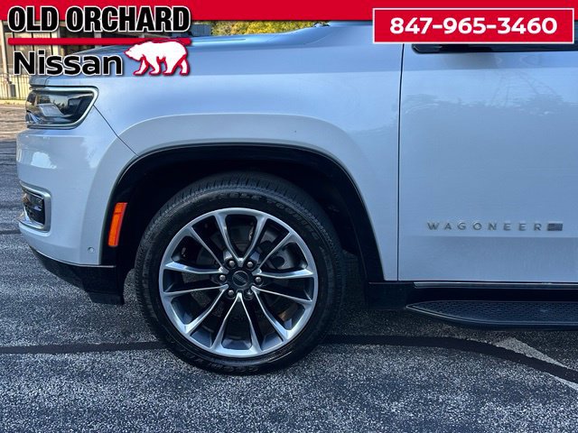 Used 2022 Jeep Wagoneer Series II w/ Convenience Group I AWD/4WD image 9