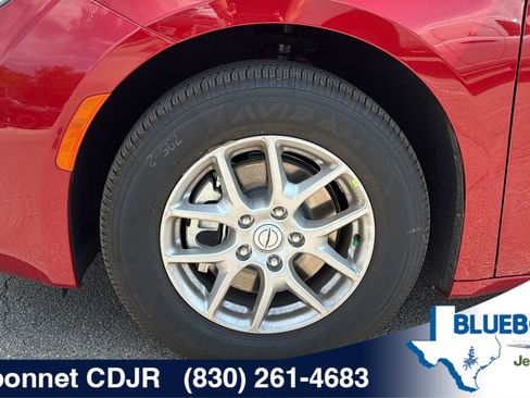 New 2026 Chrysler Voyager LX FWD image 27
