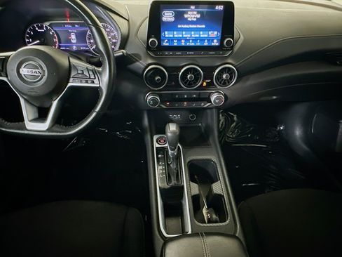 Used 2022 Nissan Sentra SV image 27