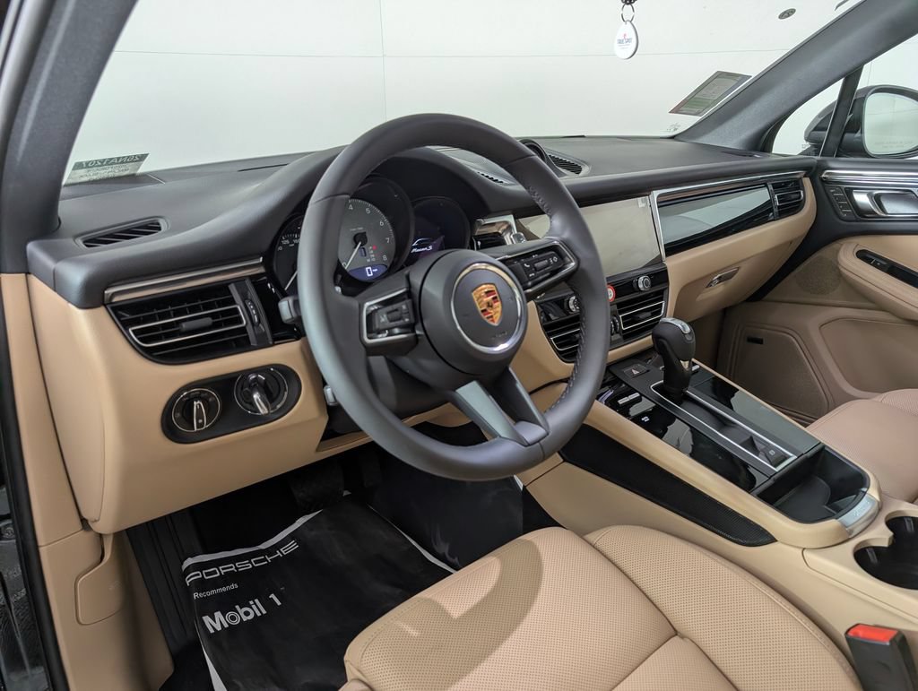 New 2026 Porsche Macan S AWD/4WD image 4