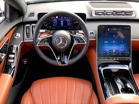 Used 2022 Mercedes-Benz S 500 S 500 image 6