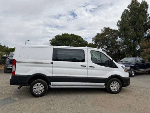 Used 2025 Ford Transit 250 Low Roof w/ Exterior Upgrade Package RWD image 6