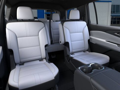 New 2026 Chevrolet Traverse High Country FWD image 17