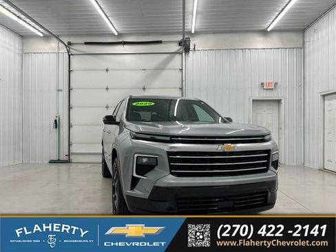 Used 2026 Chevrolet Traverse High Country w/ LPO, Floor Liner Package AWD/4WD image 1