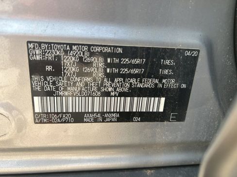Used 2020 Toyota RAV4 XLE w/ Convenience Package AWD/4WD image 16