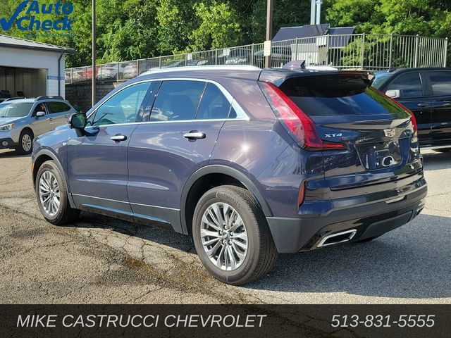 Used 2025 Cadillac XT4 Premium Luxury FWD image 3
