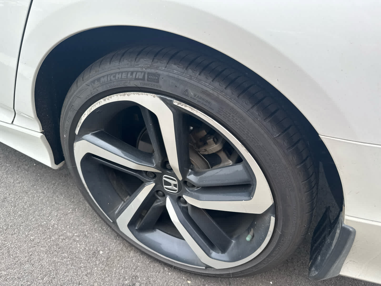 Used 2018 Honda Accord Sport image 5