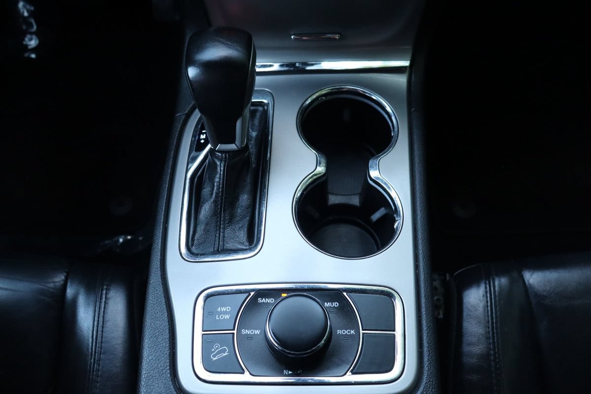 Used 2021 Jeep Grand Cherokee Limited AWD/4WD image 36