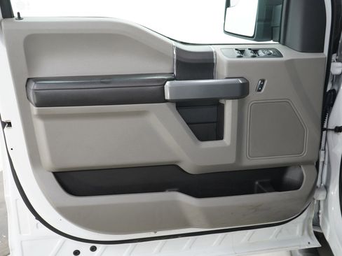 Used 2018 Ford F150 XLT AWD/4WD image 21
