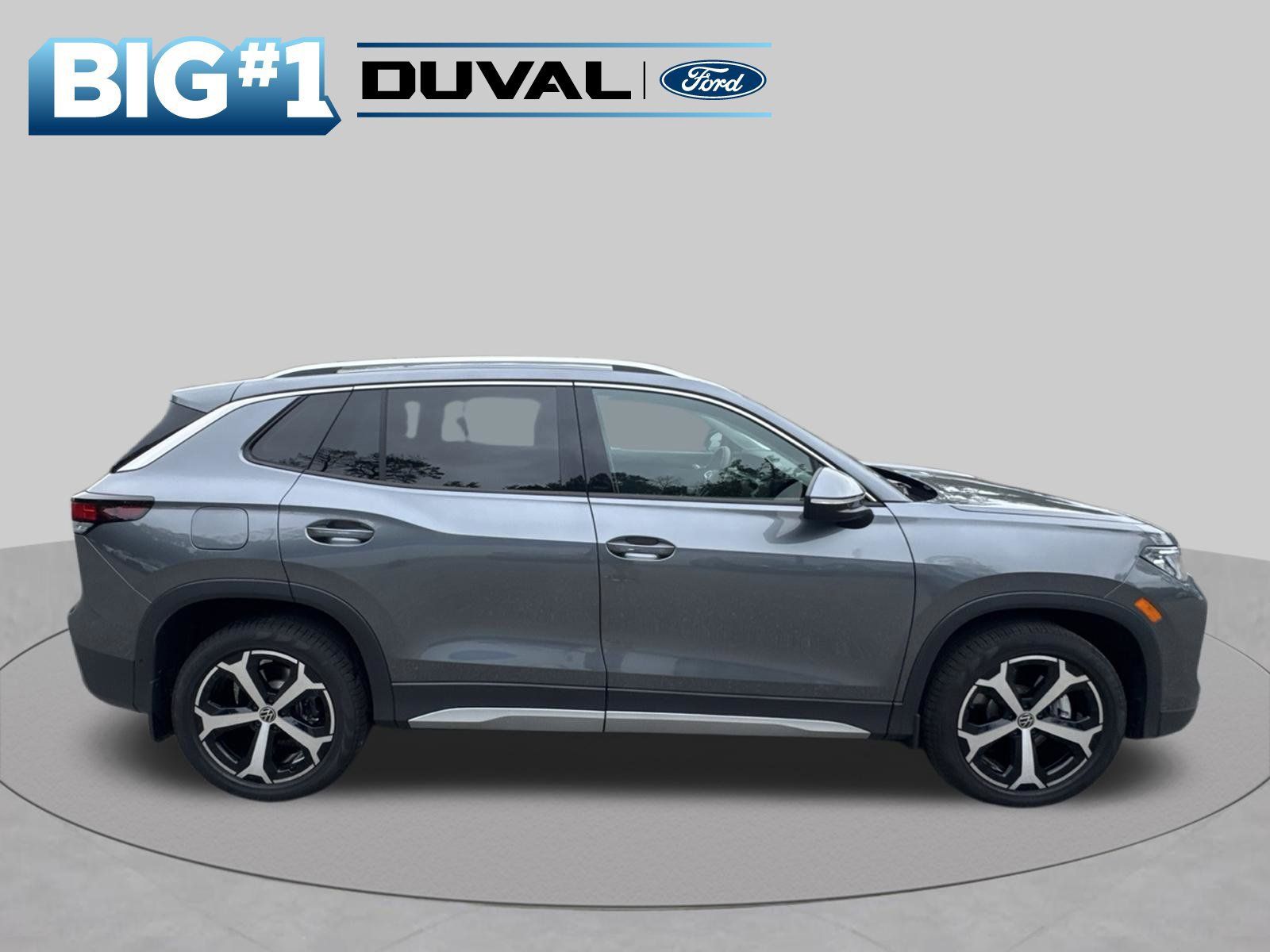 Used 2026 Volkswagen Tiguan SE AWD/4WD image 5