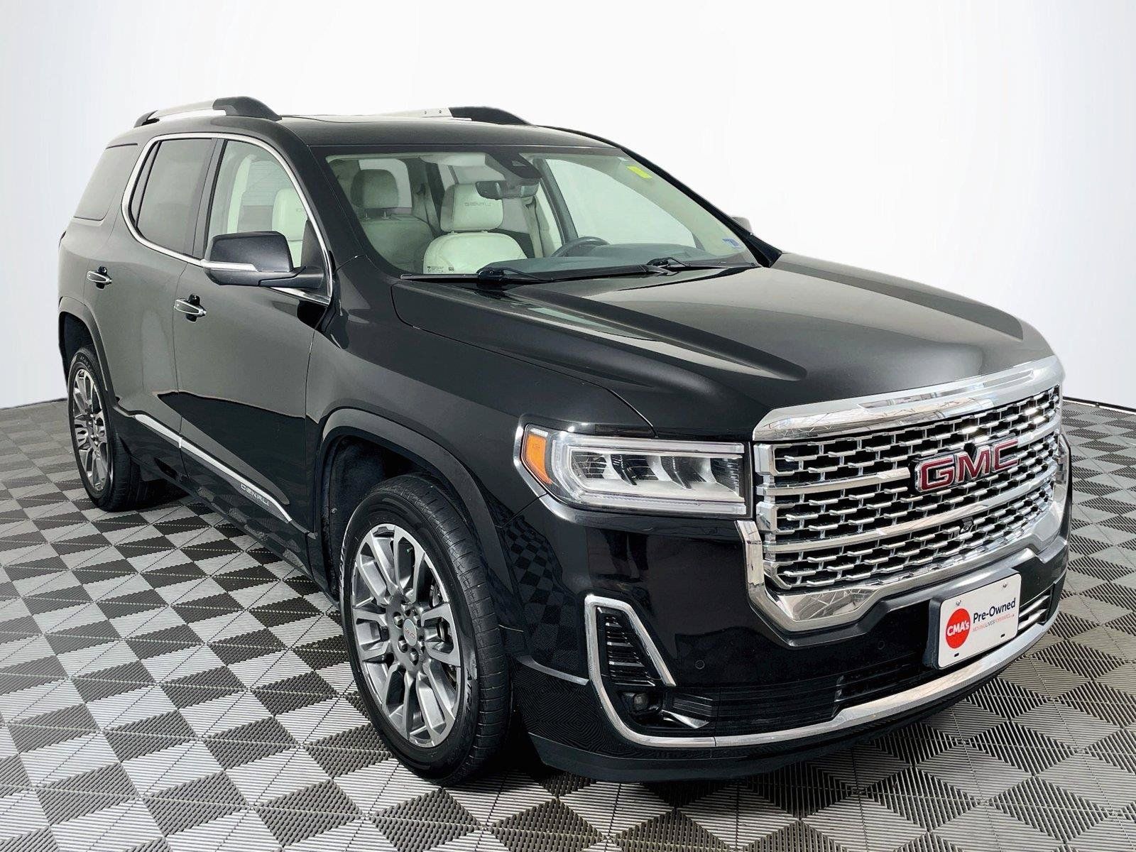 Used 2021 GMC Acadia Denali w/ Denali Technology Package FWD image 1