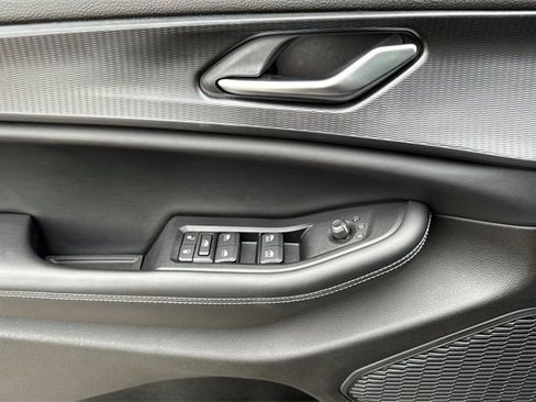 Certified 2023 Jeep Grand Cherokee L Laredo w/ Trailer Tow Group (B) image 13