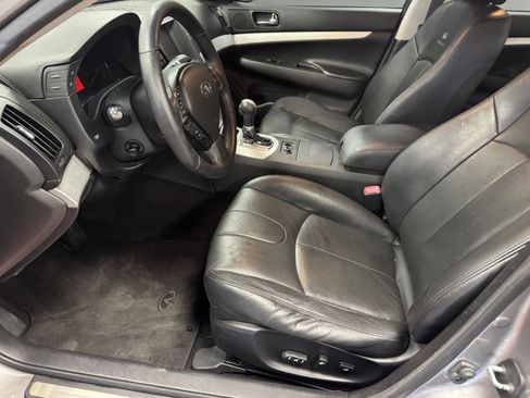 Used 2009 INFINITI G37 Journey w/ Premium Pkg image 9