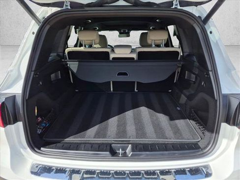 Used 2026 Mercedes-Benz GLB 250 image 6