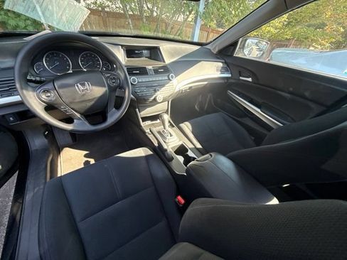 Used 2013 Honda Crosstour EX image 6