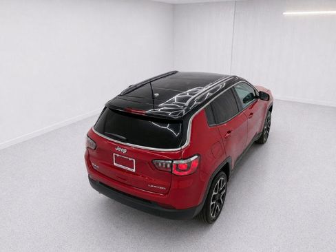Used 2018 Jeep Compass Limited AWD/4WD image 36