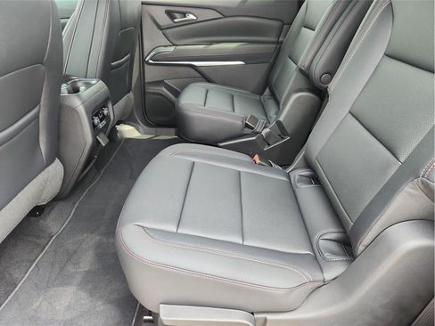 Used 2026 Chevrolet Traverse Z71 w/ Driver Confidence Package AWD/4WD image 24