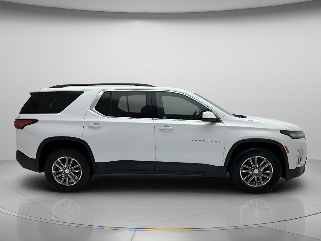 Used 2023 Chevrolet Traverse LT w/ LPO, Floor Liner Package AWD/4WD image 4