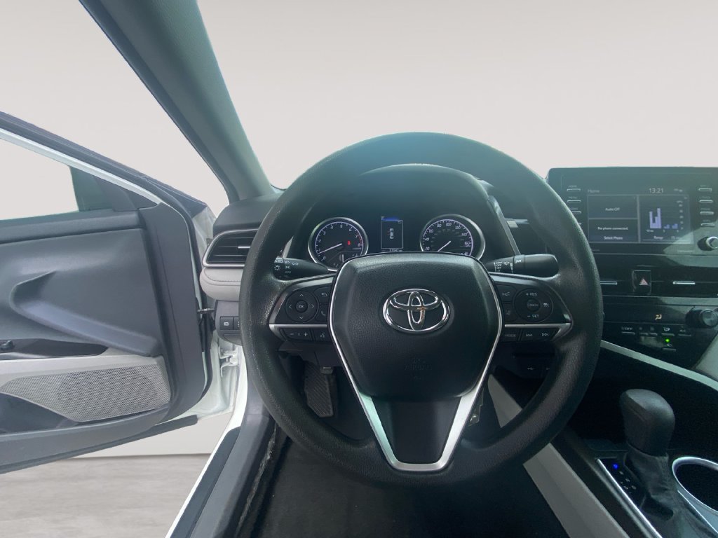 Used 2023 Toyota Camry LE FWD image 7
