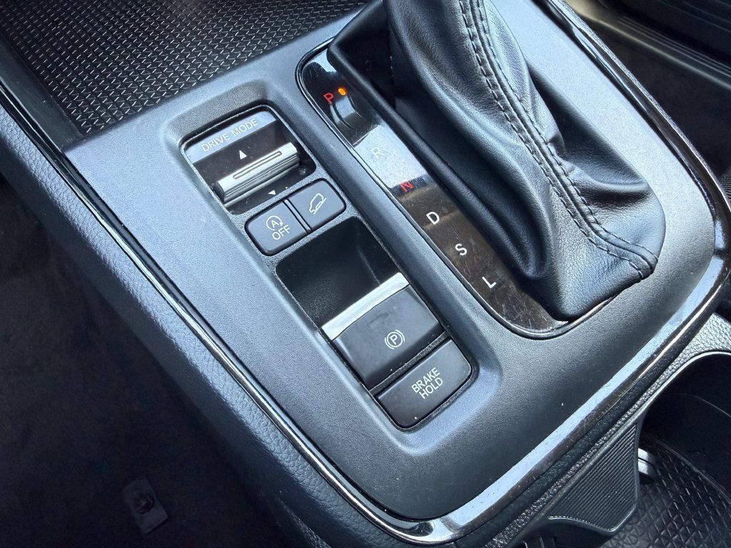 Used 2024 Honda CR-V EX image 16