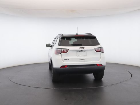 Used 2024 Jeep Compass Latitude w/ Sun and Sound Group image 26