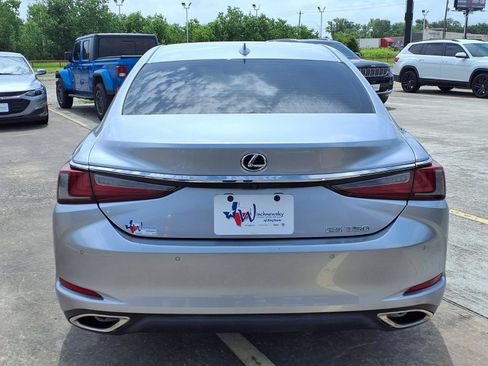 Used 2022 Lexus ES 350 w/ Premium Package FWD image 6