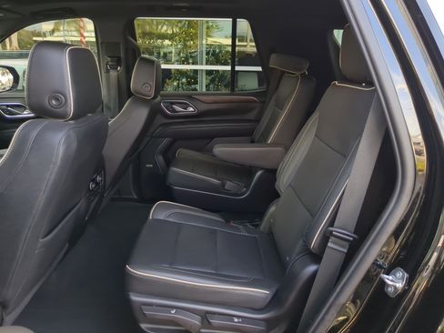 Used 2022 Chevrolet Tahoe Premier image 16