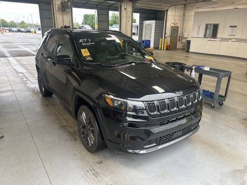 Used 2023 Jeep Compass High Altitude AWD/4WD image 1