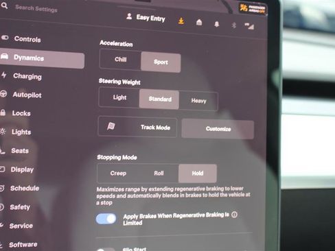Used 2021 Tesla Model 3 Performance image 16