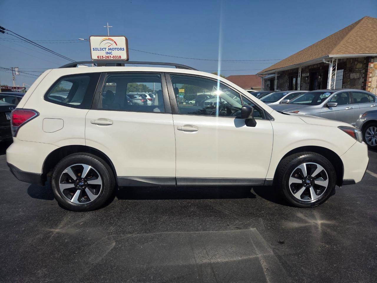 Used 2017 Subaru Forester 2.5i w/ Alloy Wheel Package AWD/4WD image 6